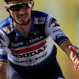 Le Français Julian Alaphilippe va retrouver les routes exigeantes du Giro. KEYSTONE/EPA/CHRISTOPHE PETIT TESSON